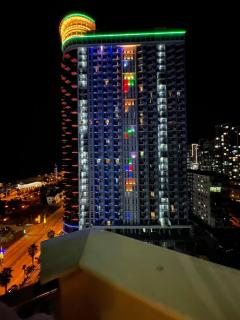 Cozy and Comfortable Sea View Apartment in Batumi - Batumi - 4
