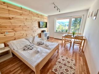 Apartamenty Willa NaSkarpie Jacuzzi Sauna Basen - Wisła - 7