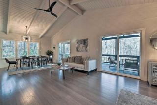 Maggie Valley ‘Creekside Chalet’ + Deck: Fish, Ski - 5