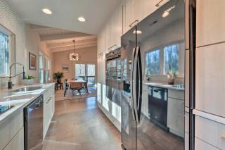 Maggie Valley ‘Creekside Chalet’ + Deck: Fish, Ski - 2