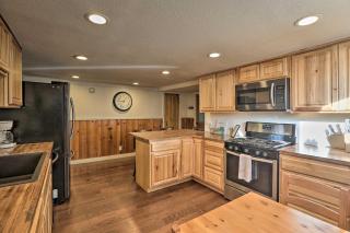 Wildmanor Ranch Near Red Rocks with Hot Tub! - 1