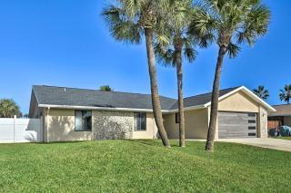 Bright Ormond Beach Home about 14 Mi to Daytona! - Ormond-by-the-Sea - 0