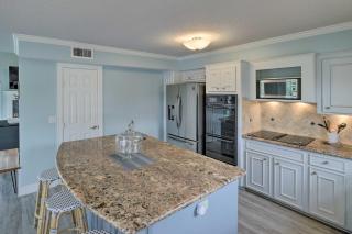 Waterfront San Jacinto River Home w/ Boat Slip! - 4