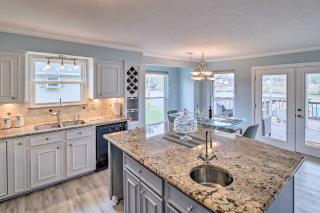 Waterfront San Jacinto River Home with Boat Slip! - 2