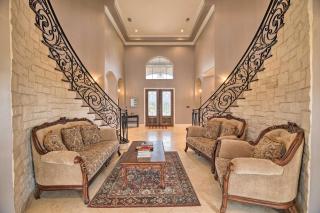 Grand Rosharon Estate on 10 Acres of Farmland - Manvel - 7