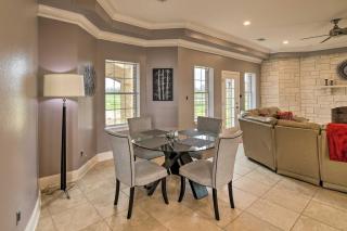 Grand Rosharon Estate on 10 Acres of Farmland - Manvel - 3