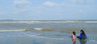 TimurBay Seafront Holiday Pool & Seaview - Kuantan - 4