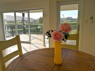 Karapiro Retreats holiday house - 1