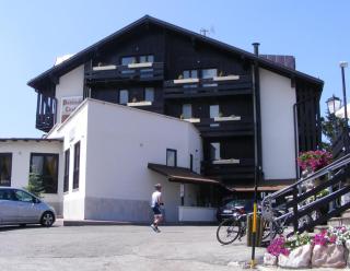 Hotel Dolomiti Chalet - Vason - 5