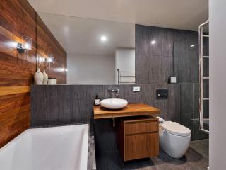 Gloria Nanook Squatters 17 - Thredbo - 2