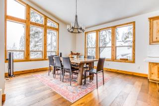 Steel Lane Hideaway - 5