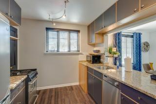 2BR apt by Vandy-Walk to Dinning -208 - 1
