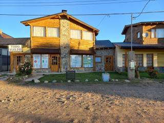 LA CASA DE COCO ALOJAMIENTO TURÍSTICO - Dina Huapi - 9