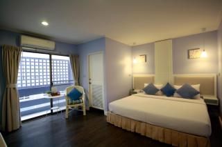 Hotel Alley - 9