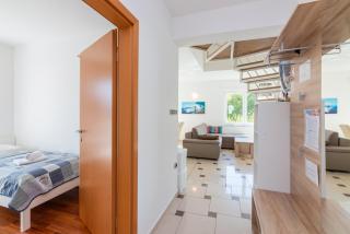 Beautiful apartment Lovorka 6 , Baška, Krk - Baška - 3