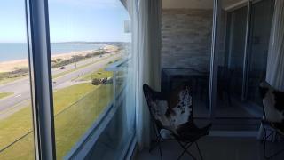Apartamento con terraza propia - Se permite mascota - Edificio Lumiere - Atención Médica incluida - Punta del Este - 1