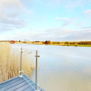 Lakeside Fishing Cabins - Boston - 8