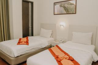 Hotel Grand Q Gorontalo - Gorontalo - 4
