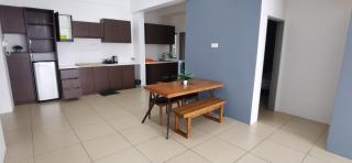 My 4Rooms Apartment @ Golden Hills Pasar Malam - 1