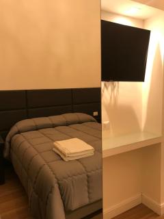 Motta Palace Apartments & Rooms - Motta SantʼAnastasia - 4