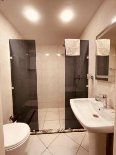 Eleven Hotel Baku - Baku - 3