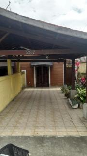 Sobrado Amarelo, Praia das Palmeiras, 600metros até a praia 5min centro da cidade - 0