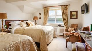 Heatons Guesthouse - 8