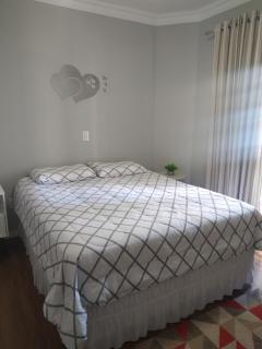 Apartamento em Meia Praia - 2
