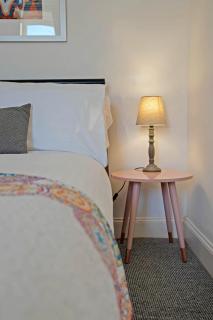 Cozy with Character Logie Green Central Main Door Flat - 9