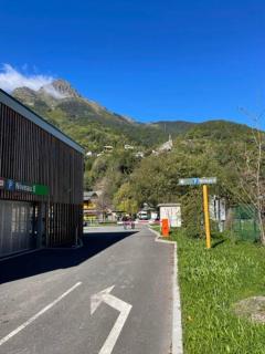 Allemond - Restful 2 bed apartment for ski, cycle & family - Allemont - 1