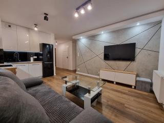 Nowoczesny Apartament DeLux z osobną sypialnią - Klimatyzacja - Parking - HK Apartaments Kielce - Kielce - 6
