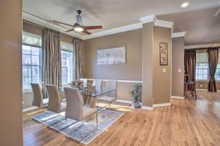 Spacious Home with Patio 5 Mi to Memorial Park - Houston - 3