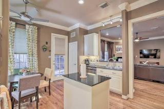 Spacious Home with Patio 5 Mi to Memorial Park - Houston - 1