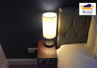 4 Bed Townhouse/Free Parking - Mitcham - 5