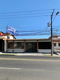 Berlor Airport Inn - Alajuela - 3