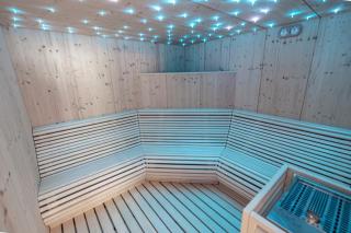 Hotel Garnì Paradisi - Wellness & Spa - Mezzano - 1