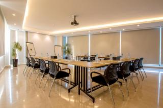 The Ray Hotel and Studios - 2