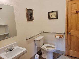 Dog-Friendly The Lodge Home - Cable - 8