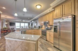 Relax by Pools Top-Floor Lands End Corner Unit - Osage Beach - 7