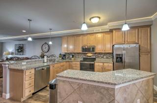 Relax by Pools Top-Floor Lands End Corner Unit - Osage Beach - 6