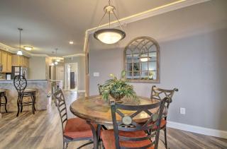 Relax by Pools Top-Floor Lands End Corner Unit - Osage Beach - 2
