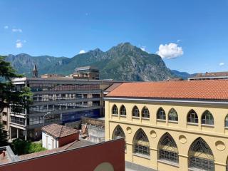 Spacious bright apartment near city center and Como lake with air conditioning - Lecco - 9