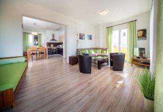 Apartment Draga with Sea View, Terrace & Parking - Rovinj - 4