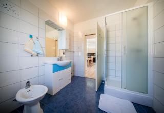 Apartment Draga with Sea View, Terrace & Parking - Rovinj - 6