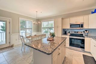 Ocean Club Condo with Community Pool and Hot Tub - Salter Path - 5