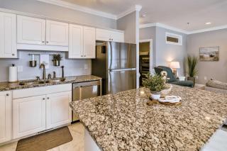Ocean Club Condo with Community Pool and Hot Tub - Salter Path - 2