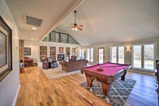 Grand Tulsa Getaway with Private Pond, Dock and Deck - Tulsa - 8