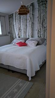 Beautiful Expansive House with Sea views, large private bedrooms available in shared house - 5