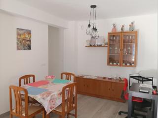 confortable y luminoso piso 5 camas - 1