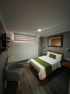 Hotel Plaza Monte Carlo - Guayaquil - 8